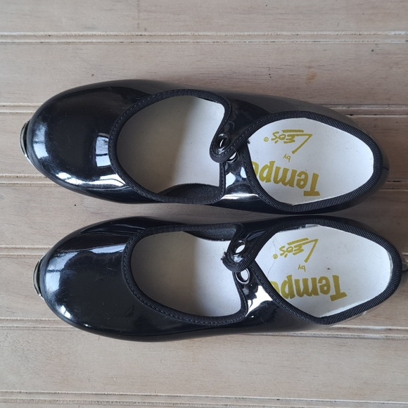 Leo’s Tempo Toddler Tap Dance Black Patent Leather Shiny Finish Mary Jane Shoes - Picture 1 of 8